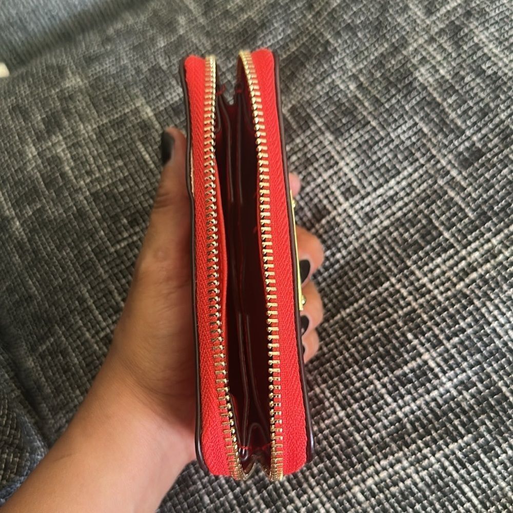 Small Wallet - Picture 8 of 9